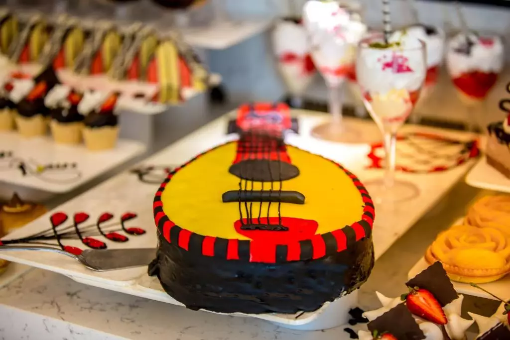 جولیان کلاب مارماریس